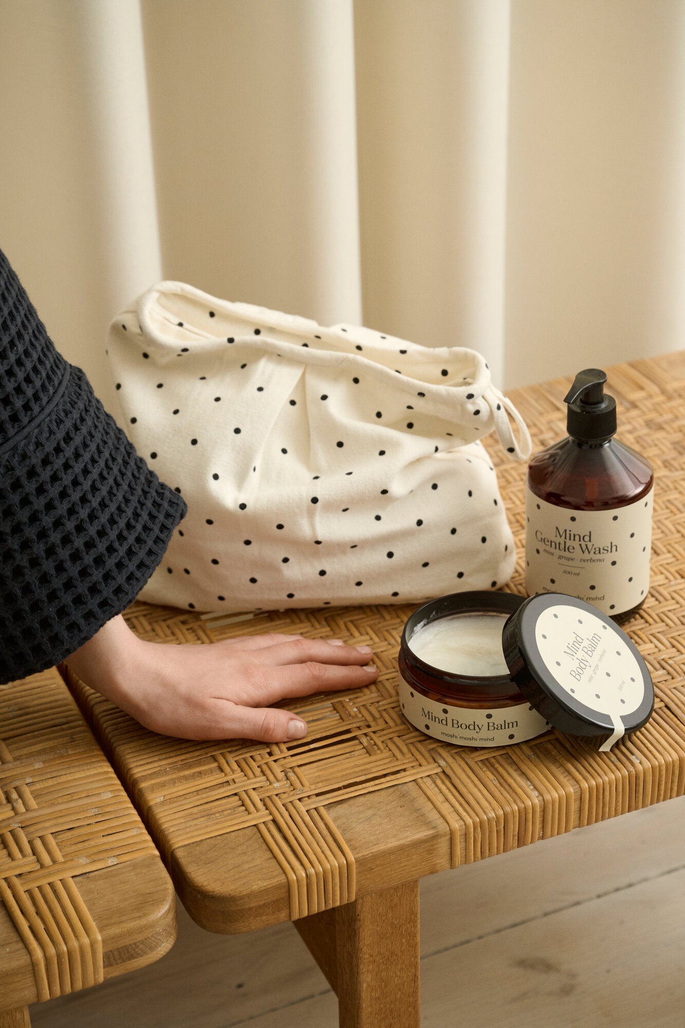 Toilettaske - Ecru/Black Dots